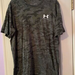 Under Armour Men's Camouflage T-Shirt - Gray
